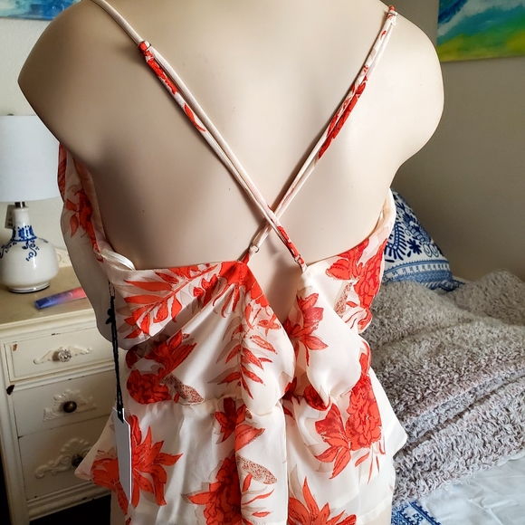 β₯οΈHP Astr Mini wrap V neck Blouse or top NWT β€οΈ HOSTESS PICK β€οΈ - Picture 14 of 14